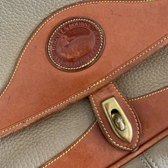 Dooney & Bourke Vintage Leather Messenger Crossbody - Picture 2 of 6